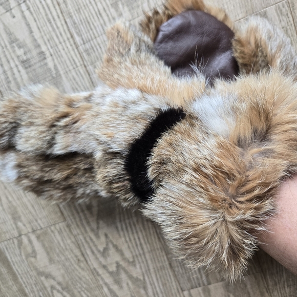 Real Fur & Leather Mittens with Brown Accent, Very Big - Picture 2 of 7